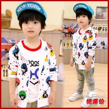 秋日爆款童裝來襲 迷你兔外貿(mào)喜洋洋拉鏈外套，韓版設(shè)計引領(lǐng)地攤新風尚